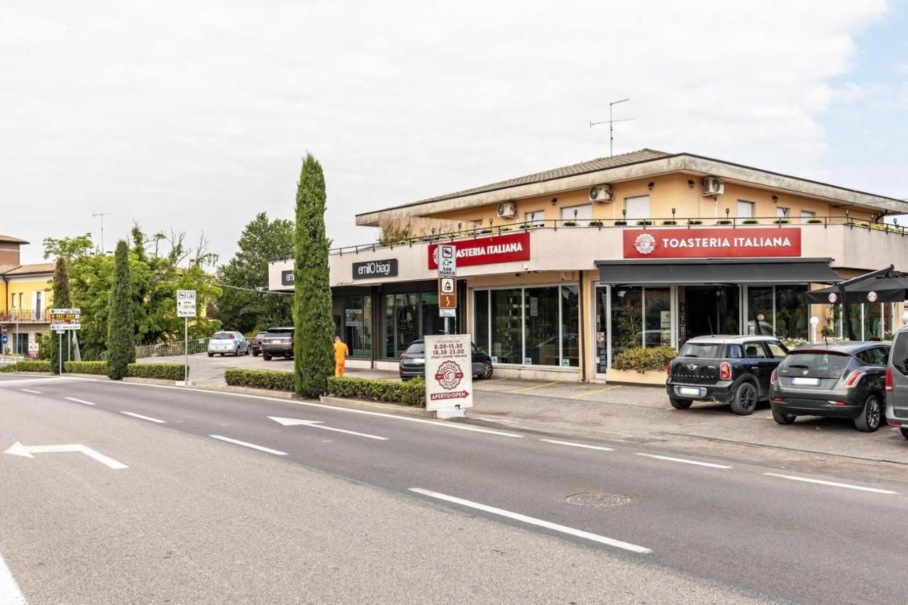 La Terrazza Leilighet Peschiera del Garda Eksteriør bilde